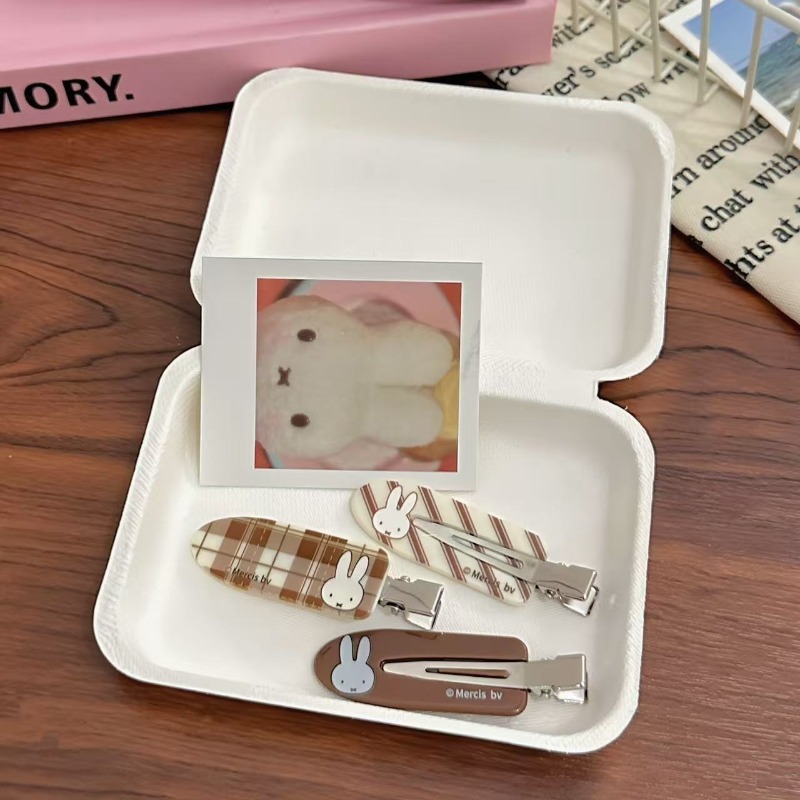 Kawaii Miffy Rabbit Retro Scar - Clip In Hair Piece recension och pris
